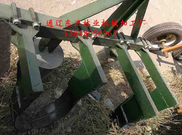 甘草起苗机、植树机、挖坑机